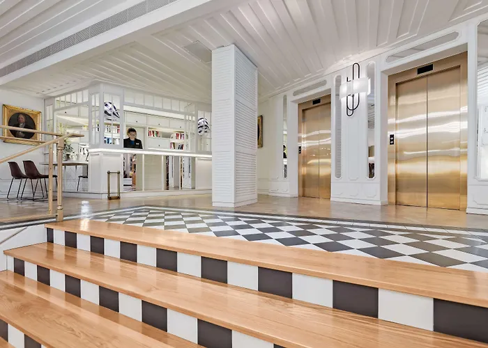 Hotel H10 Duque De Loule Lisbona